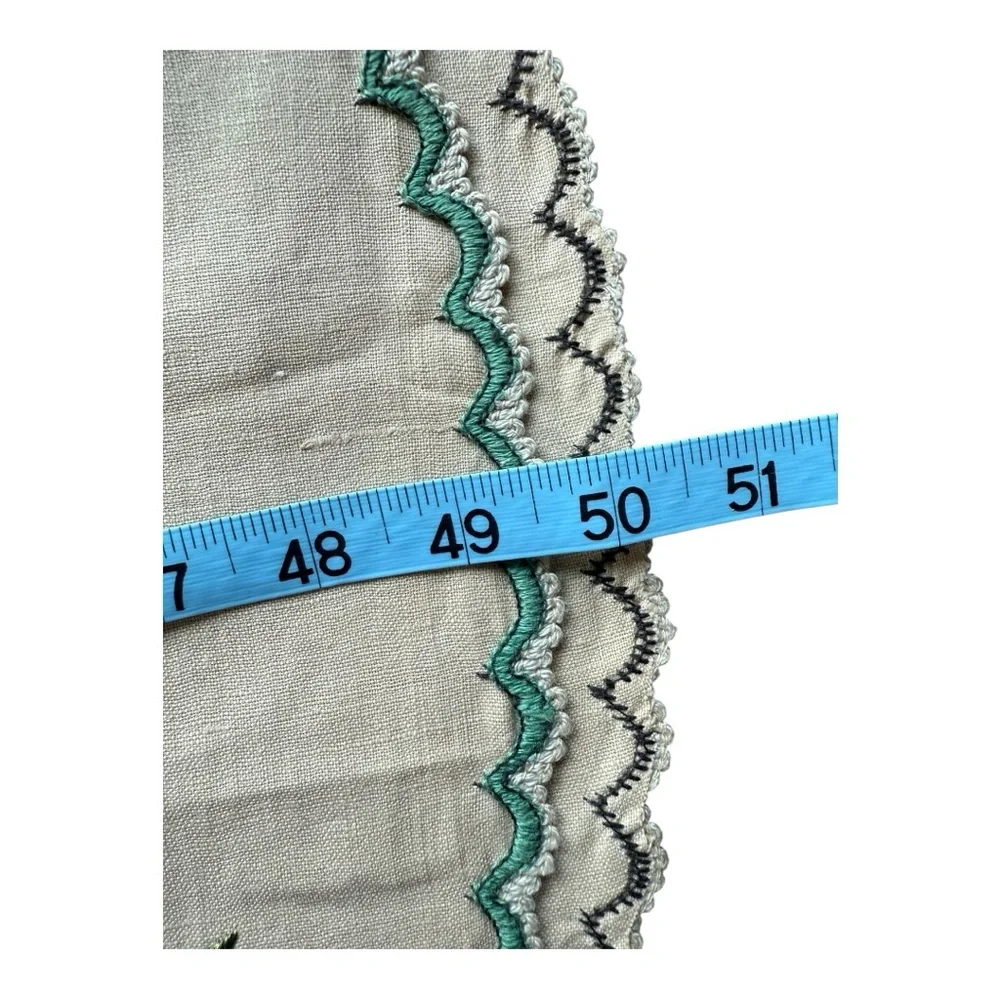 Floral Embroidered Table‎ Runner